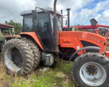 Tractor Agrinar T150-4 con Duales