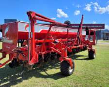 Sembradora Crucianelli Gringa año 2008