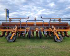 Sembradora Agrometal TX Mega año 2008