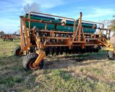 Sembradora Dumaire 810 de 17 a 35