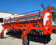 Fertilizadora Incorporadora Fercam F21 25 a 35 cm Tolva XL