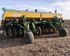 Sembradora Erca Serie VF 33 Lineas a 21 CM. con Monitor