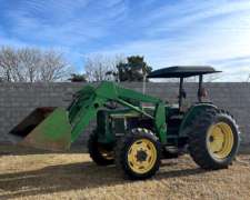 Tractor John Deere 5400 con Pala