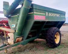 Tolva Agromec de 12-14 TN con Balanza