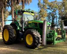 John Deere 7r 230.