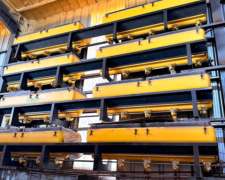 Vendo 8 Tachos Fertilizadores para DB Jhon Deere