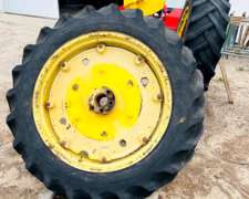 Juego de Llantas y Cubiertas John Deere 15.5-38.