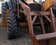 Tractor Valtra BM100 con Pala Cargadora,doble Tracción.