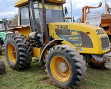Tractor Pauny 250 A , Doble Tracción.