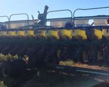 Sembradora John Deere de 18 a 52 CM. Neumática