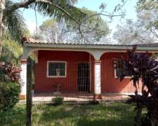 Campo con Instalaciones para Inversiones