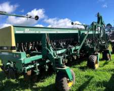 Sembradora Pierobon 48 Líneas a 21 cm DD