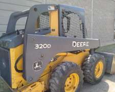 Minicargadora John Deere 320d. Usada