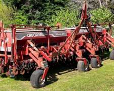 Sembradora Crucianelli Pionera de 55 a 17