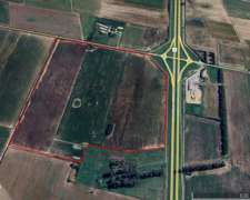 Campo Sobre Autopista Rosario Buenos Aires