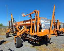 Sembradora Agrometal TX Mega 2235
