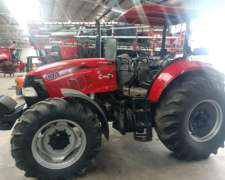 Tractor Case IH Farmall 110 4X4