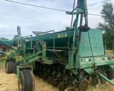 🚜 Sembradora Pierobon ✔️ 30 Líneas A 21 Cm
