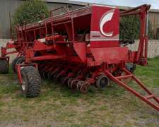 Crucianelli Gringa V. Neumatica. Fertilización Simple. 2008