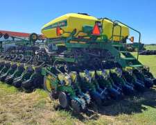 Plantadora John Deere DB60