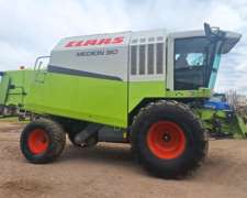Cosechadora Claas Medion 310, Mod 2007, 23 Pies, 4000 Hs