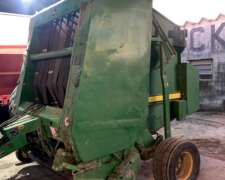 Rotoenfardadora John Deere 568mw