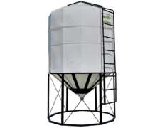 Silo Plástico Capacidad Para 10.000 Litros Marca Rotor