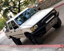 Toyota Hilux (l92) 2.8 C/D 4X4 D DLX 2001 Diesel $15.999.000