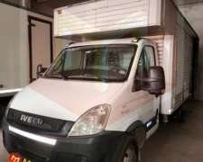 Iveco Daily 35c15 Paso 3750 año 2018 con Carroceria