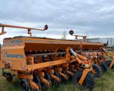 Sembradora Agrometal TX Mega año 2004 - 16 a 52