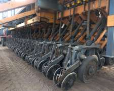 Sembradora Fabimag FG 01 - 37 Líneas con Kit ALFALFERO-2010