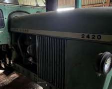 Tractor Jhon Deere 2420