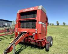 Rotoenfardadora Mainero 5885 con Monitor