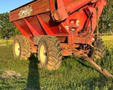 Tolva Ombu 16,5 TN. año 2004.