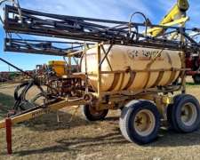Pulverizador de Arrastre Releyco de 2000 Lts