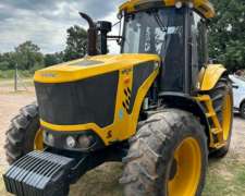 Tractor Brioso 215ie de 215 HP