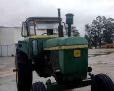 John Deere 4530 .
