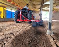 Cuchilla Niveladora LF P/ Limpieza de Zocalos Galpón Avícola