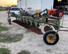 Arado de Rejas Agomec 7-12