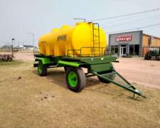 Acoplado Tanque para Agua Bernardin