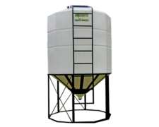 Silo Plástico Capacidad Para 9.400 Litros Marca Rotor