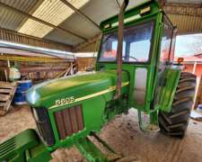 Tractor John Deere 5605