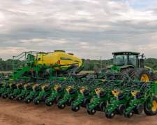 Plantadora John Deere DB74