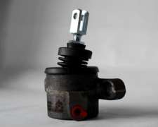 Cabezal Control Valvulas Levante Hidr Tractor 80-66/55-56