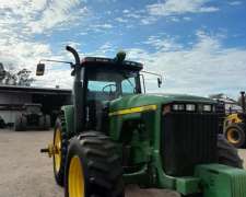 Tractor John Deere 8300 con Piloto