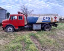 Camion Mercedes Benz 1114 con Tanque 10000l