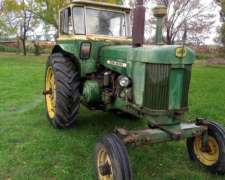 Tractor Marca John Deere 10