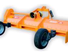 Desmalezadora de Arrastre Yomel Vision