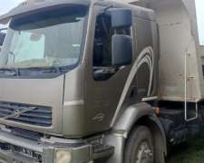 Camion Volvo 260 Disponible