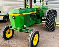 Tractor John Deere 3530 año 1980.
